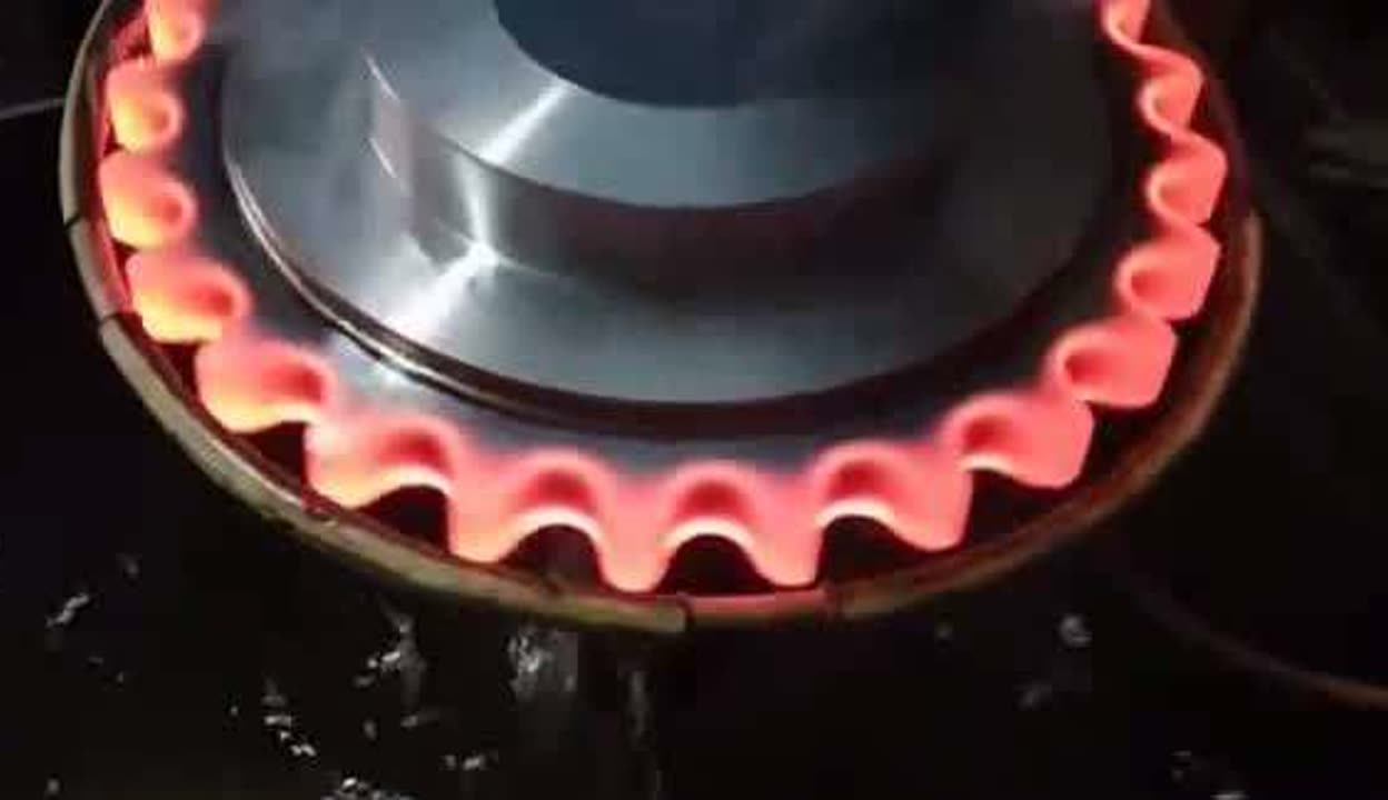 金属的瞬间重生 探索高频淬火工艺的魅力